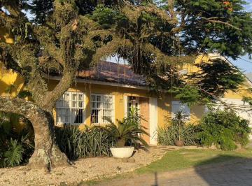 202504251748493453.jpg · Casa 3 Dormitórios com Suíte no Rio Vermelho Florianópolis