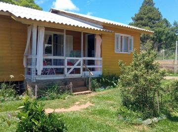 Casa · 100m² · 3 Quartos · 1 Vaga · Casa em  Rua 12 de Outubro - vale dos pinheiros - Gramado/RS