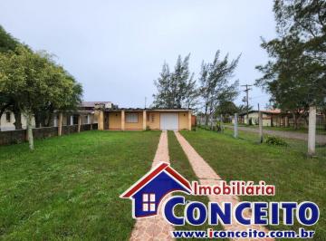 Casa de 2 quartos, Imbé · C677 - Residência de esquina em região de moradores no balneário Nordeste