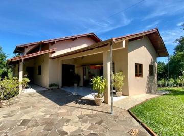 Casa · 6m² · 4 Quartos · 2 Vagas · Sítio com 6.800 hectares em zona urbana na cidade de Taquara