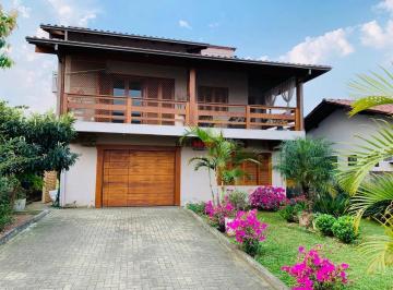 Casa · 4 Quartos · 2 Vagas · Linda casa no Bairro 15 de Novembro