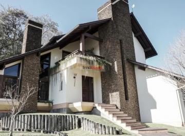 Casa · 3 Quartos · 2 Vagas · Casa Incrível com espaço arborizado privativo