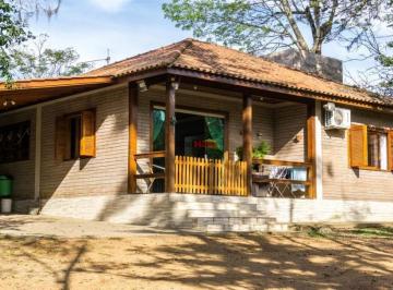 Casa · 1m² · 4 Quartos · 2 Vagas · Sítio com 2 casas em Rolante
