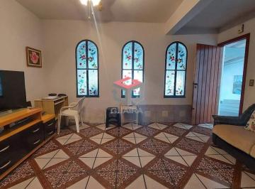 Casa · 430m² · 7 Quartos · 5 Vagas · Oportunidade de negócio: 3 casas na Vila Vivaldi