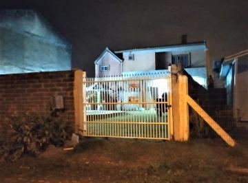 244403_i2n9KN6_24440362f26f1d171e3.jpg · IMBÉ - IMBÉ - Casa para família grande, moradia ou veraneio. Piscina, 04 dorm. e demais peças.