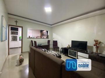 Casa de 4 quartos, Águas Claras · LINDO SOBRADO EM ARNIQUEIRAS CONJ 4, PERTO DO SUPERMERCADO DONA DE CASA,4 QTOS