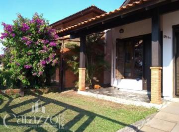 Casa · 200m² · 4 Quartos · 2 Vagas · Sobrado a 50 metros do mar em Tramandaí