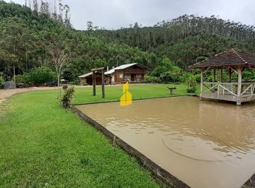 Rural · 7000m² · 3 Quartos · 2 Vagas · Sitio no Warnow alto/Indaial
