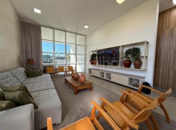 1 sala · Casa de 222 m² com 3 quartos sendo 2 suítes no Campeche