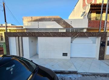 Casa de 3 quartos, Aracaju · Casa térrea no bairro Luzia