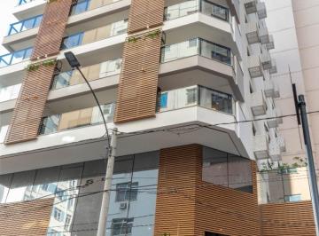 Apartamento de 1 quarto, Rio de Janeiro · Apartamento novo 1 quarto, andar alto, varandão, Copacabana