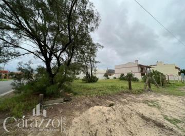 Apartamento · 850m² · TERRENO BEIRA MAR