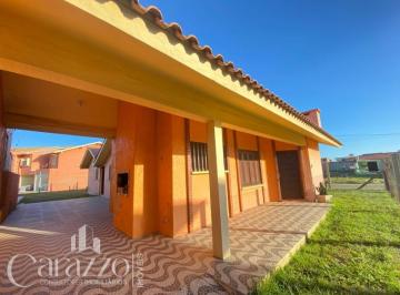 Apartamento de 4 quartos, Tramandaí · Casa com 4 dormitórios em Tramandaí