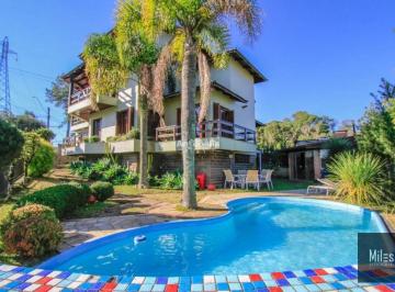 Casa · 495m² · 4 Quartos · Casa à venda no bairro Colina Sorisso