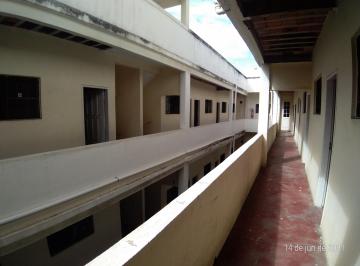 Comercial de 66 quartos, Rio de Janeiro · Casarão (prédio) histórico na Gamboa. Mais de 60 quartos, 4 andares.  