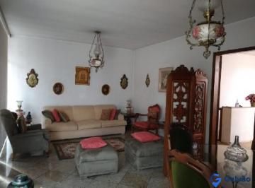 Sala de estar · Casa à venda na Vila Rami em Jundiaí - SP