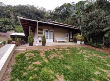 Casa · 211m² · 4 Quartos · 2 Vagas · Casa à Venda em Vieira, Jaraguá do Sul — 4 Quartos, Mobiliada, Financiamento Aceito
