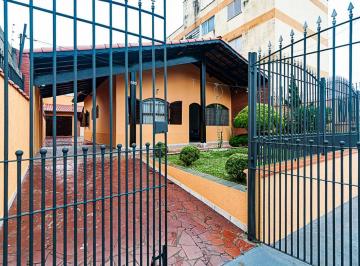 Casa · 177m² · 3 Quartos · 8 Vagas · Casa em  Rua Santo Antonio - Centro - Peruíbe/SP