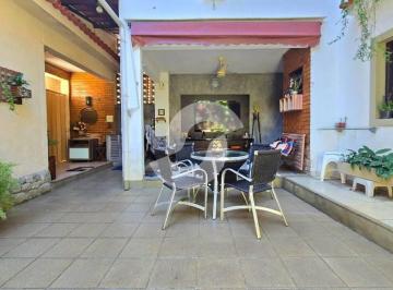 da4b206f7c9ad77100bca6912798048f1cf13720 · Casa com 7 dormitórios à venda, 225 m² por R$ 1.300.000,00 - Santa Rosa - Niterói/RJ