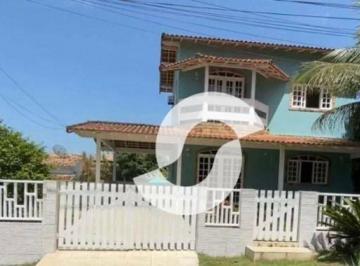 4be512001702a2bf1fc5f07953c1f649c88fd0ee · Casa com 3 dormitórios à venda, 179 m² por R$ 800.000,00 - Flamengo - Maricá/RJ
