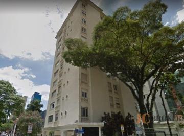 Apartamento · 130m² · 3 Quartos · 1 Vaga · Apartamento com 130m², 3 dormitórios, 1 suíte, 1 vaga