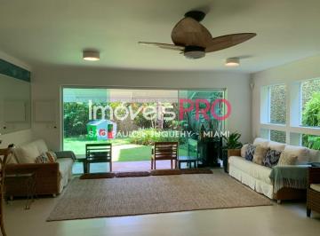 Casa · 300m² · 3 Quartos · 3 Vagas · Linda casa com projeto arquitetônico , 300m² na Chácara Monte Alegre.