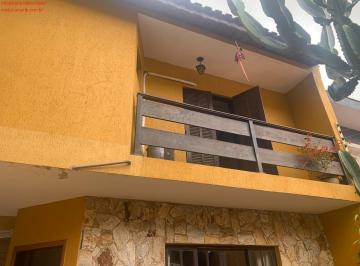 2022/08/65184dded3ac5ac1871be0e7c3f78867.jpg · Sobrado 2 dorms c/ suíte - Excelênte Localização