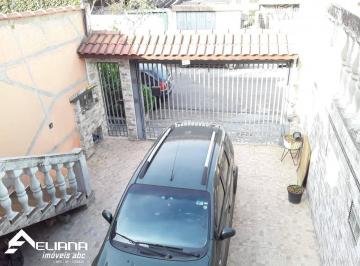 Casa · 3 Quartos · 2 Vagas · Sobrado com 3 dorms 1 suíte com edícula e salão na frente para renda