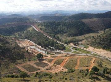 f9a73e3a9c3479d6fa9436d2f78aef4380da0614 · Terreno á partir de R$ 78.000,00 - Barra de São Francisco/ES