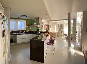 Casa 1162m² Venda Sambaqui · Casa em Rua Durval Pires da Cunha - Sambaqui - Florianópolis/SC