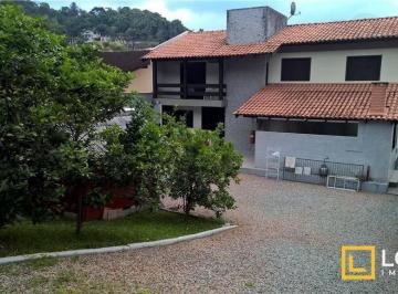 43c82c9900681ca7537d819aec88172b2bbbe711 · Excelente casa a venda pertinho do Gutes Essen.