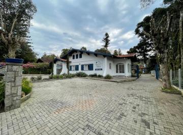 Comercial · 946m² ·
Excelente casa comercial em Gramado