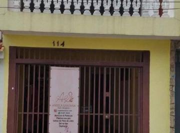 1cf091aa2906c766bdcc4fe1c2bfc604d614ada2 · 2 Dormitórios, sal, cozinha, banheiro, quintal