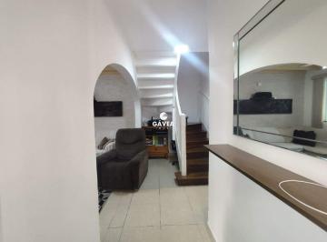 Casa · 253m² · 4 Quartos · 4 Vagas · Sobrado à venda no Centro em São Vicente.