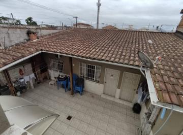 Casa · 220m² · 3 Quartos · 4 Vagas · Casa à venda no Catiapoa em São Vicente.