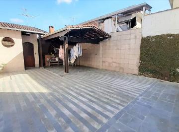 Casa · 154m² · 3 Quartos · 3 Vagas · Sobrado no Centro de São Vicente