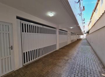 Casa · 103m² · 2 Quartos · 1 Vaga · Sobrado à venda no Gonzaga em Santos.