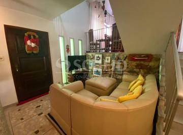Casa · 320m² · 3 Quartos · 2 Vagas · Casa a venda de 320,00m² útil, com 3 quartos, na Vila Paulista.