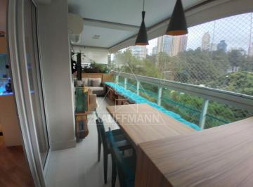 Apartamento · 142m² · 3 Quartos · 2 Vagas · Apto com varanda gourmet e 2 vagas!!