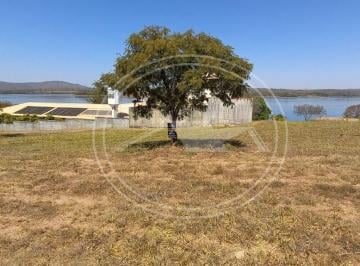 Terreno · 450m² · Terreno em condomínio fechado ás margens do Lago Corumbá em Caldas Novas