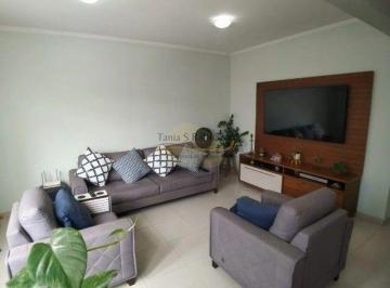 Casa · 230m² · 3 Quartos · 4 Vagas · Sobradão - Bairro Aparecida, em Santos.