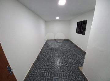Área de Serviço · Salas à venda em Jardim maria rosa - SP