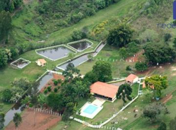a6c1da50fd4ba2c8dcaf5c99c021fb366b003a0e · Chácara com 2 dormitórios à venda, 26200 m² por R$ 650.000,00 - Zona Rural - São José do Alegre/MG