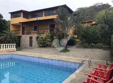 4d61ed57e5edc1126038de1d4bde0cadc057d57e · Casa com 7 dormitórios à venda, 404 m² por R$ 940.000,00 - Parque Tamariz - Iguaba Grande/RJ