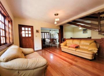 Casa de 3 quartos, Poços de Caldas · Casa- Venda- Santa Ângela