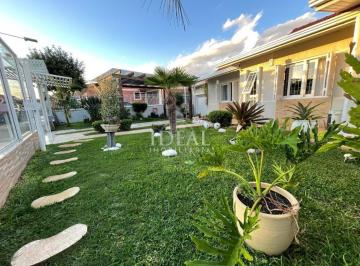 Casa · 185m² · 2 Vagas · CASA 03 DORMITÓRIOS - BAIRRO SANTA MARIA