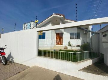 Casa · 125m² · 3 Vagas · CASA 4 DORMITÓRIOS - LUCAS ARAUJO