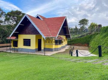Casa · 124m² · 3 Quartos · 3 Vagas · Casa à venda em Campos do Jordão - Belo imóvel com 3 dormitórios