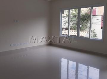 Casa · 250m² · 4 Quartos · 5 Vagas · Casa com 4 Dormitórios, sendo 3 Suítes, 5 Vagas  No Bairro do Horto florestal