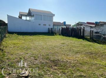 Apartamento · 300m² · TERRENO PRÓXIMO DO MAR EM NOVA TRAMANDAÍ